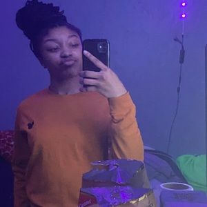 Meet your Posher, Skye